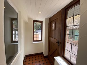 Entrance Hall- click for photo gallery